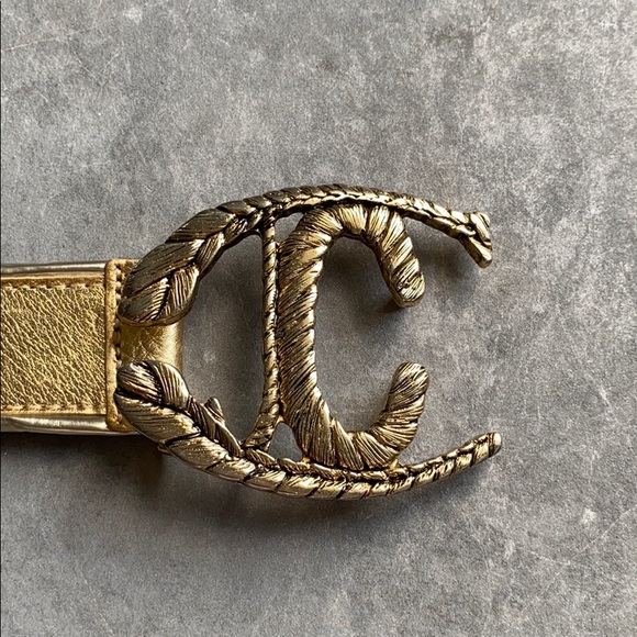 Roberto Cavalli gold belt - Picture 2 of 10